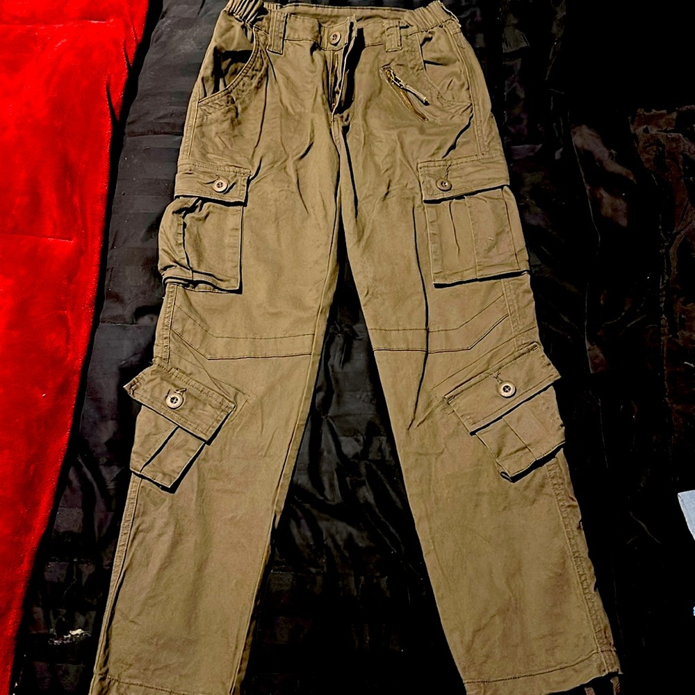 Brand new *cargo pants for women.